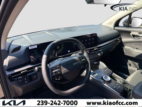 New 2026 Kia Sportage LX FWD image 20