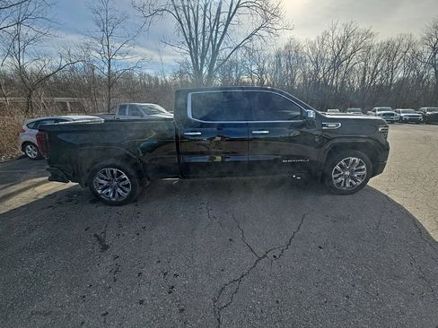 Used 2022 GMC Sierra 1500 Denali Ultimate image 9