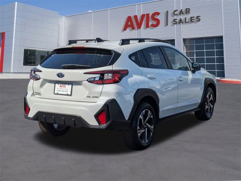 Used 2024 Subaru Crosstrek 2.0i Premium image 6