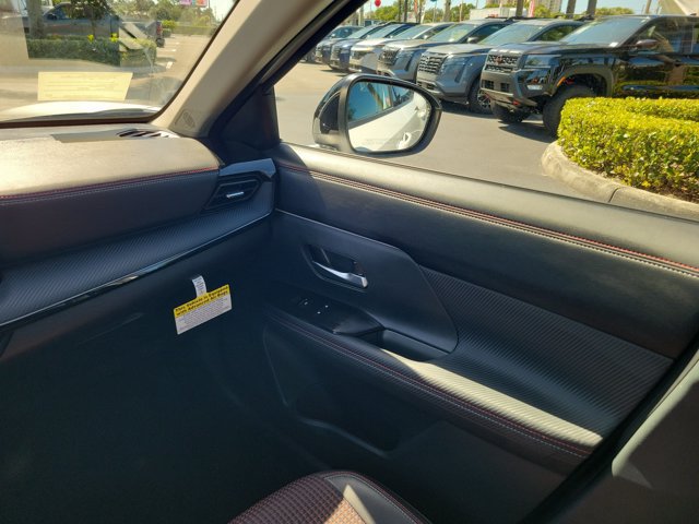 Certified 2026 Nissan Kicks SR FWD image 16