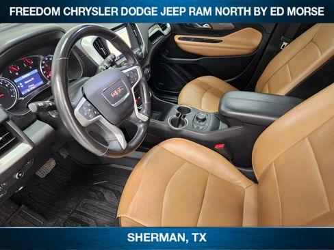 Used 2019 GMC Terrain SLT w/ Preferred Package FWD image 8