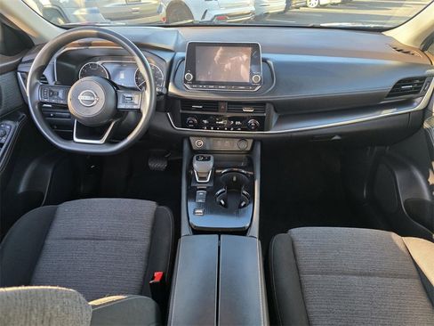 Used 2023 Nissan Rogue SV image 25