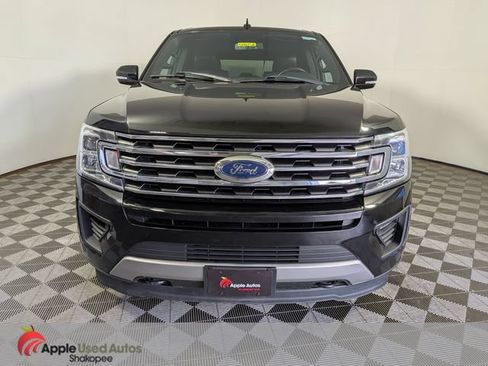 Used 2018 Ford Expedition Max XLT w/ Equipment Group 202A AWD/4WD image 3