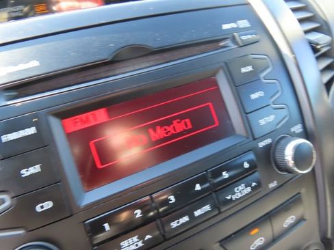Used 2012 Kia Sorento LX AWD/4WD image 26