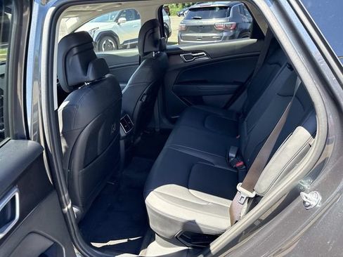 Used 2024 Kia Sportage EX w/ EX Premium Package AWD/4WD image 17