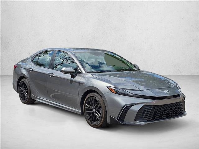 Used 2026 Toyota Camry SE FWD image 3