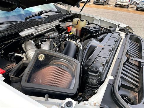 Used 2020 Chevrolet Silverado 2500 LTZ w/ LTZ Premium Package image 24