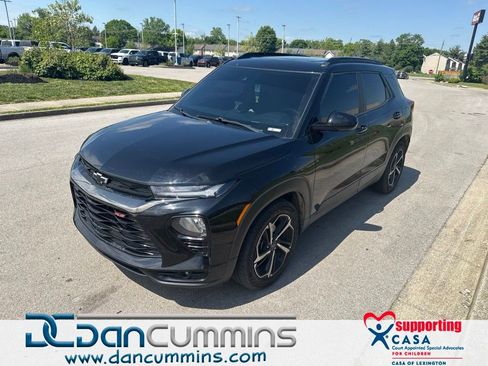 Used 2022 Chevrolet TrailBlazer RS w/ Sun and Liftgate Package FWD image 1