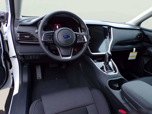 Certified 2025 Subaru Outback Premium image 7