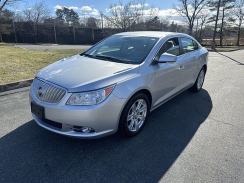 Used 2011 Buick LaCrosse CXL image 3