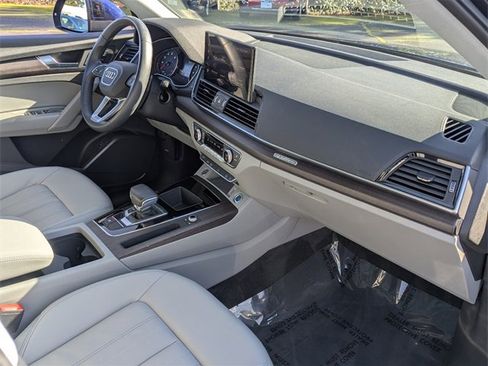Used 2023 Audi Q5 2.0T Premium w/ Convenience Package image 37