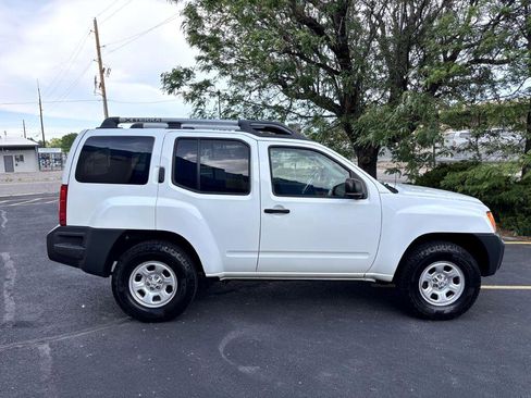 Used 2015 Nissan Xterra X image 8