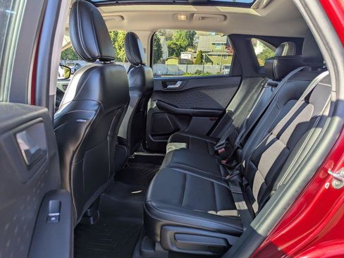 Used 2020 Ford Escape SEL AWD/4WD image 30