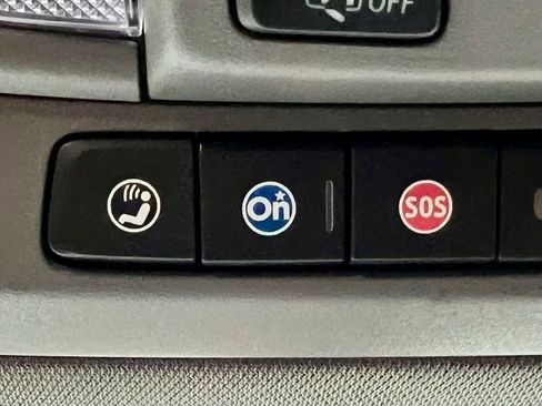 Used 2020 Chevrolet Silverado 1500 Custom w/ Custom Value Package image 28