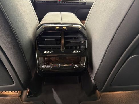 Used 2026 BMW iX xDrive45 w/ M Sport Package image 24