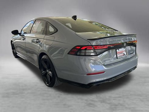 Used 2024 Honda Accord Sport image 4