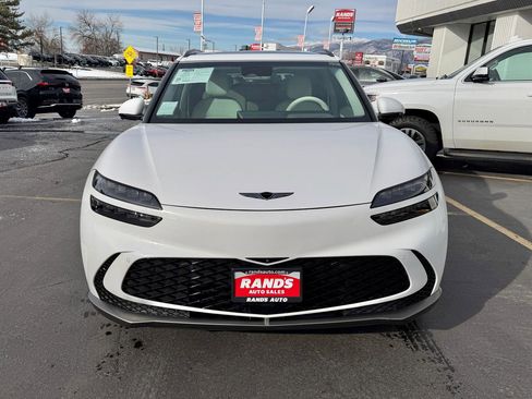 Used 2023 Genesis GV60 Performance image 8