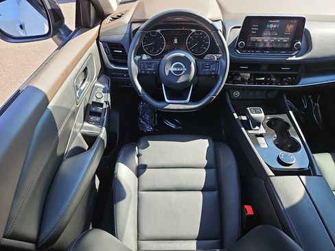 Certified 2023 Nissan Rogue SV w/ SV Premium B Package AWD/4WD image 11