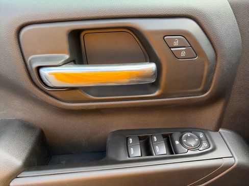 New 2026 Chevrolet Silverado 1500 Custom Trail Boss w/ LPO, Dark Essentials Package AWD/4WD image 16