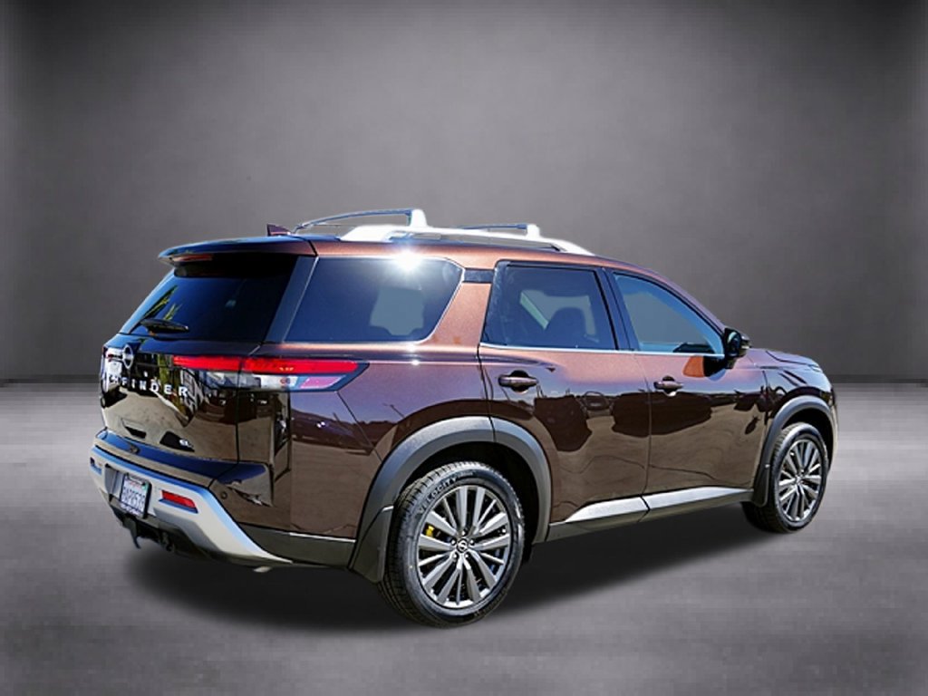 Used 2022 Nissan Pathfinder SL w/ SL Premium Package FWD image 4