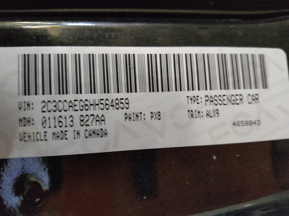 Used 2017 Chrysler 300 C RWD image 33