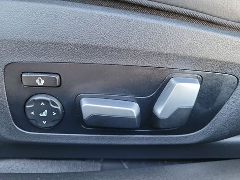 Used 2021 BMW M4 Competition w/ Executive Package image 17