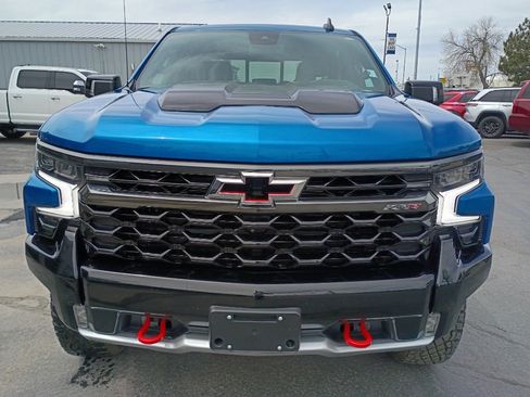 Used 2023 Chevrolet Silverado 1500 ZR2 AWD/4WD image 3