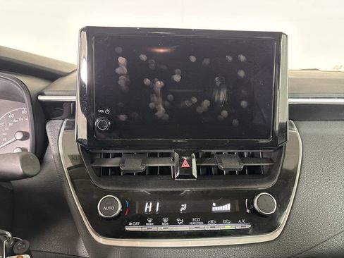 Used 2024 Toyota Corolla LE image 14