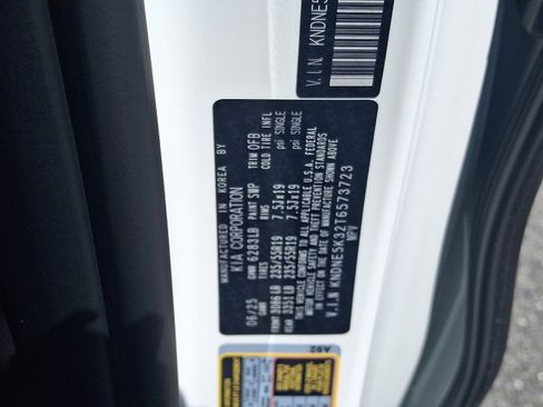 New 2026 Kia Carnival SX w/ SX Dark Edition Package image 18