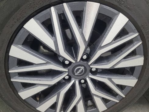 Used 2024 Nissan Altima 2.5 SV image 31