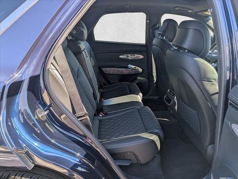 Used 2024 Genesis GV70 3.5T Sport w/ Sport Advanced Package image 22