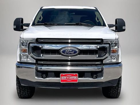 Used 2020 Ford F250 XLT image 3