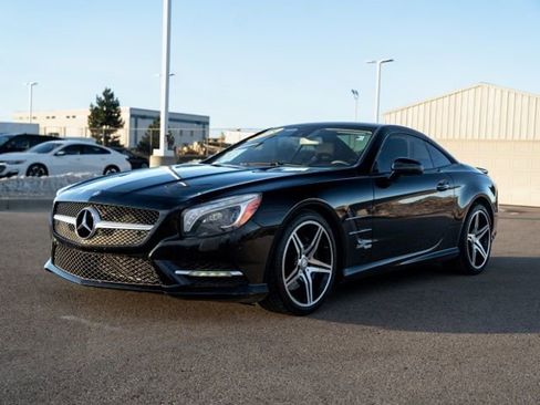 Used 2015 Mercedes-Benz SL 400 image 3
