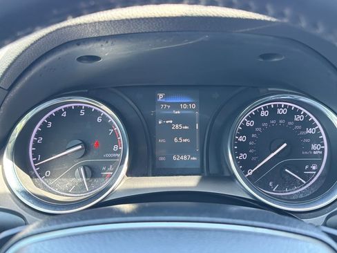 Used 2020 Toyota Camry SE FWD image 39