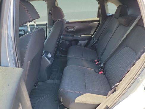 Used 2025 Honda HR-V Sport image 9