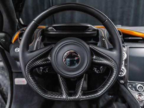 Used 2018 McLaren 720S Performance image 33