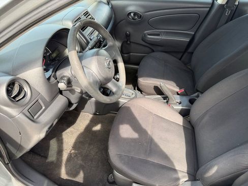 Used 2012 Nissan Versa S FWD image 7