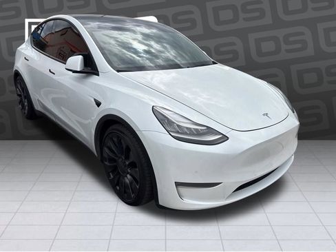 Used 2020 Tesla Model Y Performance AWD/4WD image 5