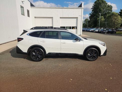 Used 2022 Subaru Outback Onyx Edition XT image 7