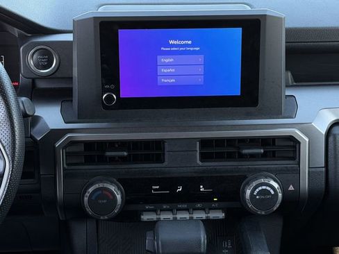 Certified 2025 Toyota 4Runner SR5 image 18