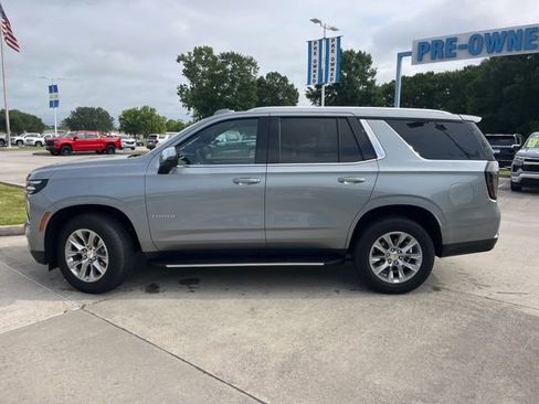 Used 2025 Chevrolet Tahoe Premier RWD image 3