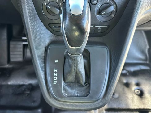 Used 2018 Ford Transit Connect XL image 22