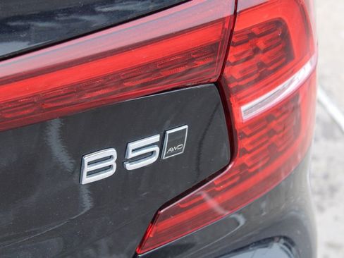 Used 2024 Volvo S60 B5 Plus image 9