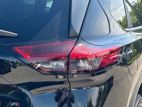 New 2026 Nissan Rogue SV FWD image 10
