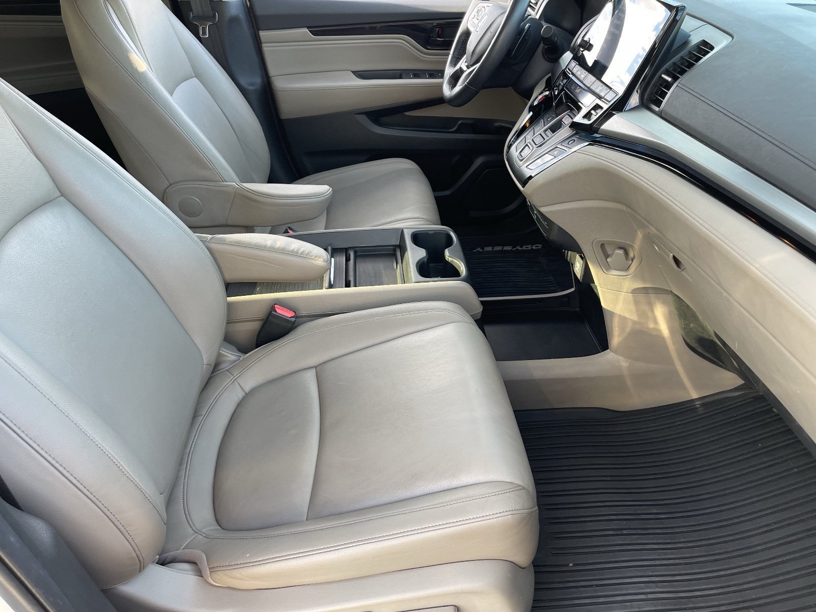 Used 2024 Honda Odyssey Touring image 13
