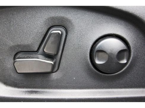 Used 2025 Jeep Compass Limited w/ Elite Group AWD/4WD image 34