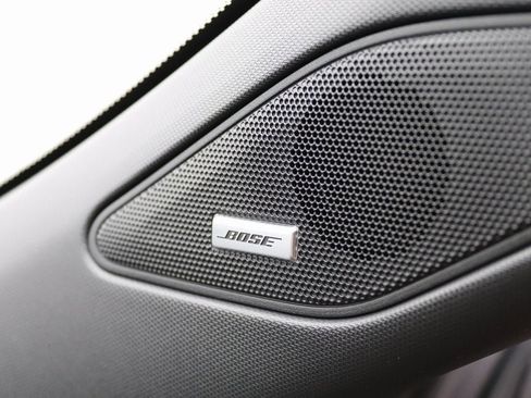 Used 2025 Mitsubishi Outlander SEL image 38