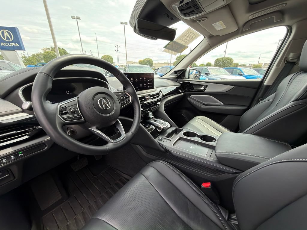 Certified 2026 Acura MDX w/ Technology Package FWD image 23
