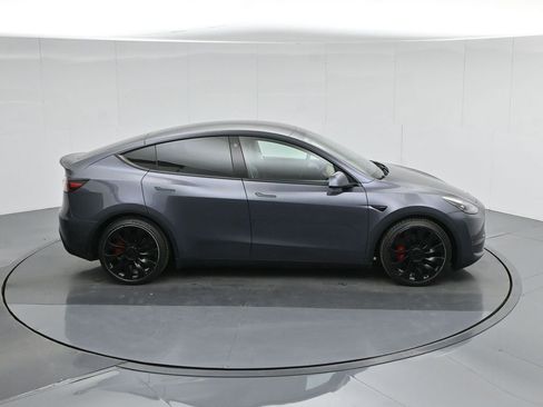 Used 2022 Tesla Model Y Performance image 49