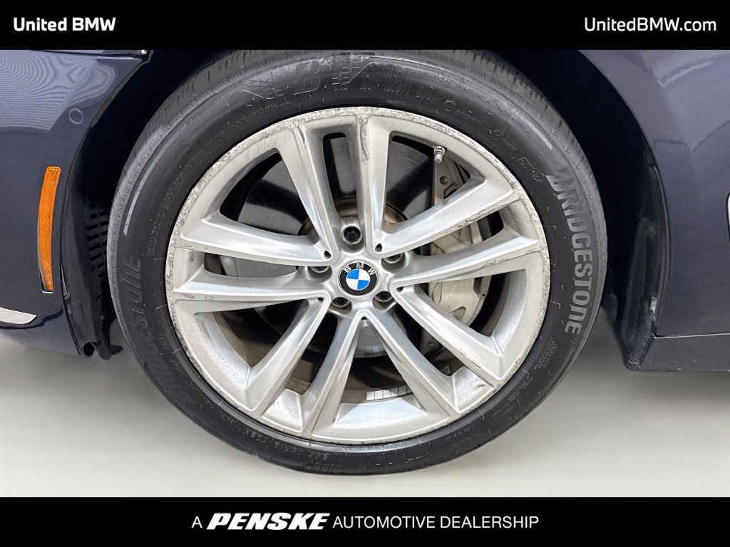 Used 2017 BMW 750i xDrive AWD/4WD image 9